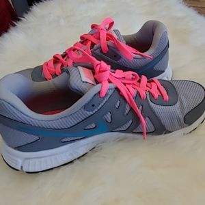 *CURRENTLY UNAVAILABLE* Nike Women's Sneakers